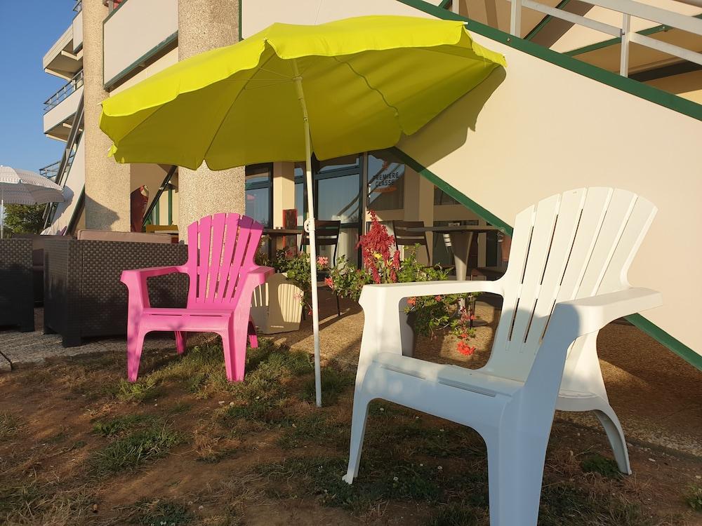 Premiere Classe Niort Est La Creche Exterior photo